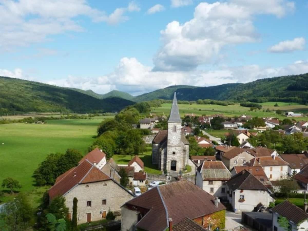 Gite 3 Etoiles "Entre Sources Et Riviere" Besancon Vaire-le-Grand Bagian luar foto