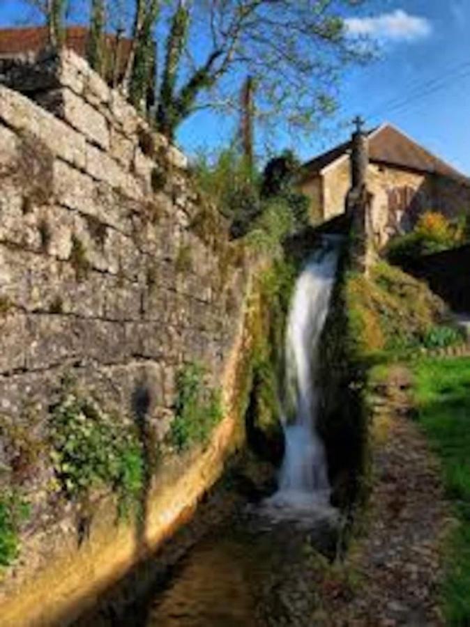 Gite 3 Etoiles "Entre Sources Et Riviere" Besancon Vaire-le-Grand Bagian luar foto